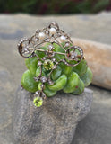 18ct gold + silver top Edwardian diamond, peridot & pearl brooch pin pendant