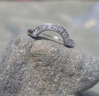 14k white gold curved diamond estate band