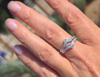 14k white gold diamond estate curved V band - guard