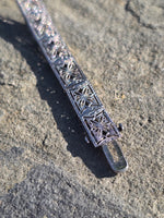 14k white gold c.1920's Art Deco filigree diamond and emerald bracelet