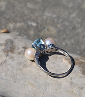 platinum pearl and aquamarine estate 3-stone ring