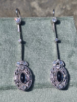 plat & 18ct white gold Art Deco diamond and sapphire earrings dangle drops