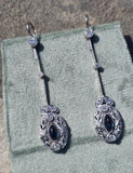 plat & 18ct white gold Art Deco diamond and sapphire earrings dangle drops