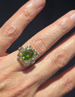 14k yellow gold peridot estate ring