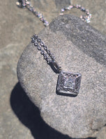 14k-18k white gold Deco c.1920's filigree diamond pendant necklace