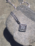 14k-18k white gold Deco c.1920's filigree diamond pendant necklace