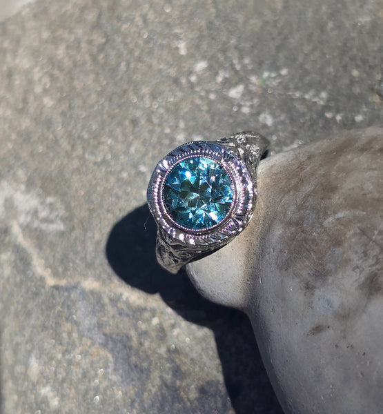 18k white gold blue zircon filigree c.1920's ring