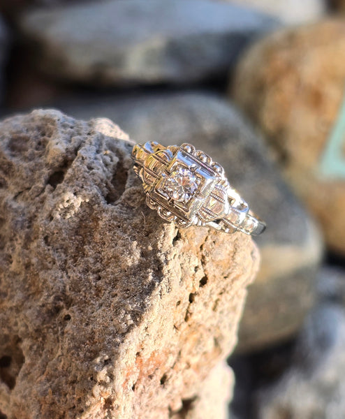 18k white gold Art Deco c.1920's diamond vintage estate ring