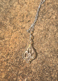 18ct gold Deco c.1920's filigree diamond pendant necklace - platinum chain