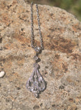 18ct gold Deco c.1920's filigree diamond pendant necklace - platinum chain