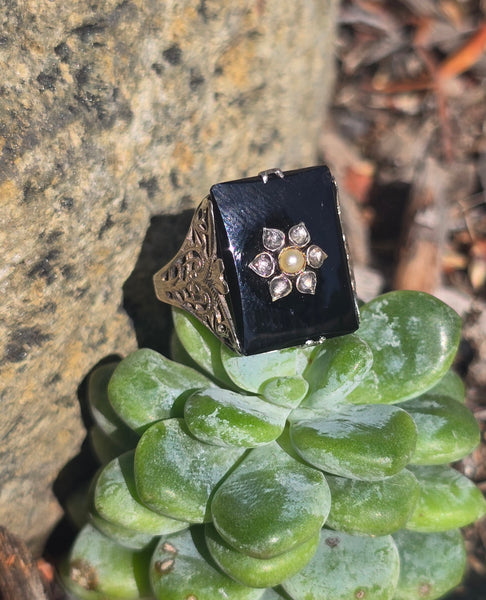 14k white gold antique onyx diamond and pearl Edwardian floral filigree ring