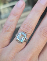 14k white gold c.1920's filigree aquamarine and diamond ring SMCO