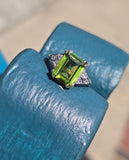 10k gold two tone emerald cut peridot and diamond estate ring