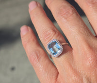18ct white gold aquamarine and diamond estate antique halo ring