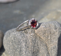 14K white gold garnet solitaire filigree antique ring