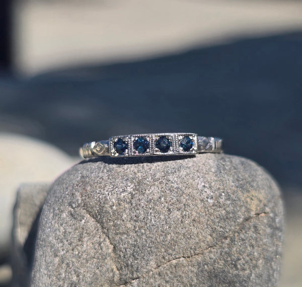 18k white gold sapphire vintage Art Deco engraved wedding band