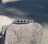 18k white gold sapphire vintage Art Deco engraved wedding band