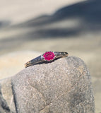 18ct gold two tone ruby solitaire engraved antique ring