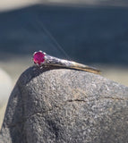 18ct gold two tone ruby solitaire engraved antique ring
