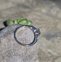 18k white gold pink diamond estate ring