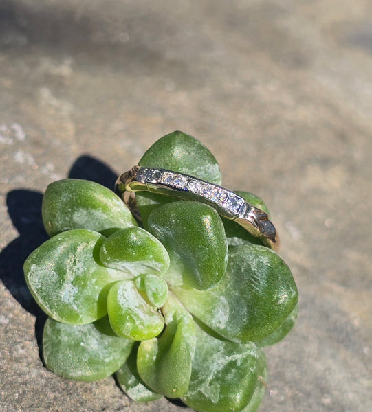 14k gold two-tone natural alexandrite & diamond estate wedding band