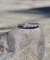 platinum Art Deco vintage 2mm diamond estate band