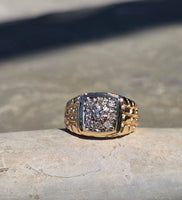 14k gold 9 diamond estate band ring