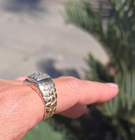 14k gold 9 diamond estate band ring