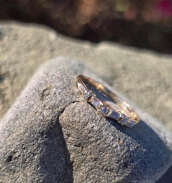 14k gold 2.2mm round and baguette diamond estate band