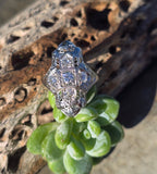 14k white gold Art Deco c.1920's diamond filigree glove shield ring