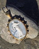 9ct- 10ct gold Victorian carved cameo angel estate pendant necklace
