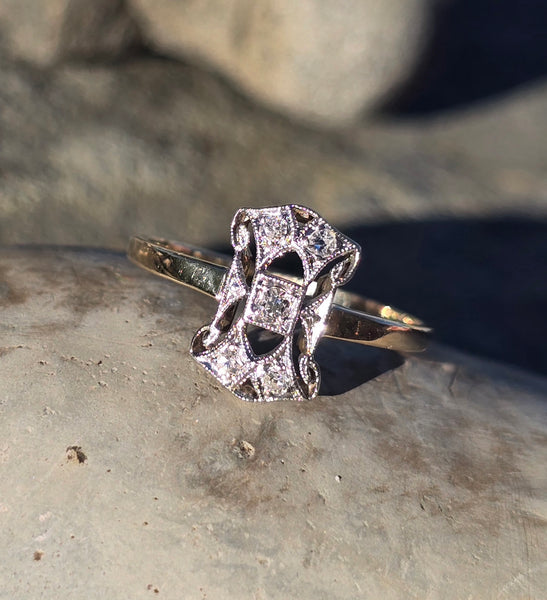 14k gold two tone Deco filigree diamond glove shield estate ring