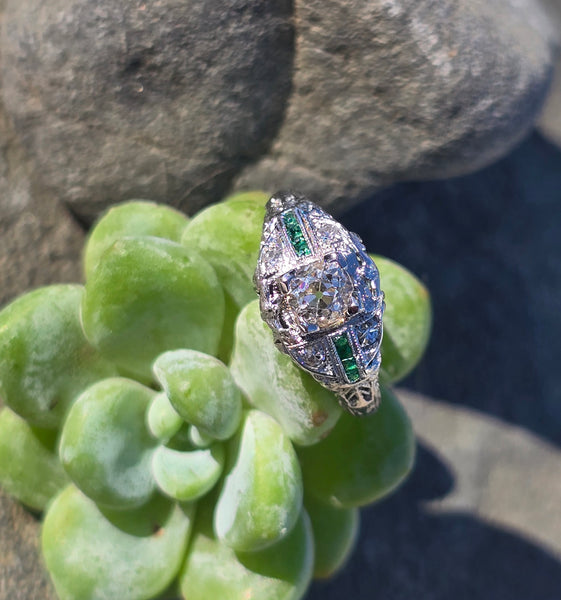 platinum Art Deco c.1920's European cut diamond and emerald estate vintage antique ring