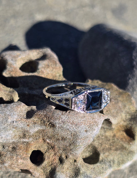 18k white gold filigree Art Deco blue sapphire and diamond estate ring