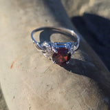 18k white gold Deco garnet and diamond estate ring