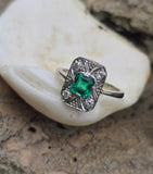 Platinum emerald and diamond estate Art Deco c.1920's ring