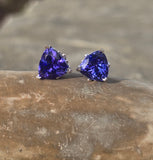 14k white gold tanzanite stud earrings