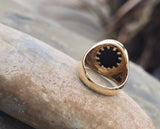18k gold cabochon Black Onyx estate ring