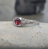 14K white gold garnet solitaire filigree c.20's antique ring
