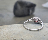 14K white gold garnet solitaire filigree c.20's antique ring