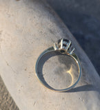 14k gold two-tone dark blue sapphire and diamond estate ring