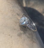 14k white gold c.1920's filigree marquise aquamarine ring