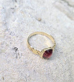 14k gold Victorian cabochon garnet antique ring