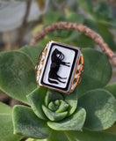 10k gold carved black & white horse cameo estate ring