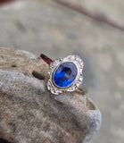 18ct gold two tone Deco estate blue sapphire and diamond antique ring