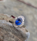 18ct gold two tone Deco estate blue sapphire and diamond antique ring