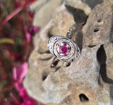 18ct white gold ruby and diamond antique Deco ring