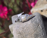18k gold white gold c.1920's DECO filigree pearl ring -
