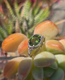 14k gold c.1920's filigree peridot antique ring