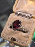 10k gold two-tone c.1920's c.1930's Deco filigree garnet ring